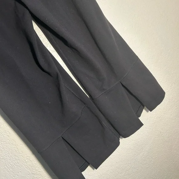 Eddie Bauer Sport 🌝 Black Wide-Leg with Split Cropped Leggings 🌚 - Picture 4 of 6